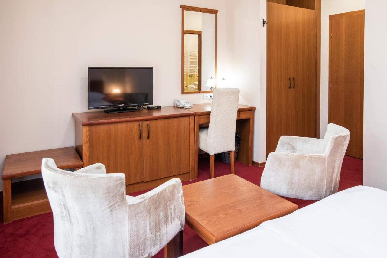 Hotel Vila Lago Palic Luaran gambar
